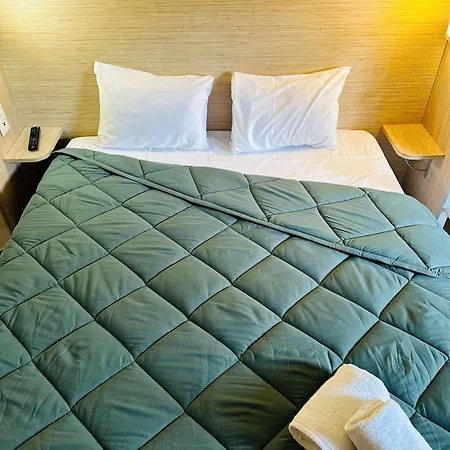 Premiere Classe Dunkerque Saint Pol Sur Otel