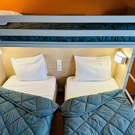 Premiere Classe Dunkerque Saint Pol Sur Hotel *