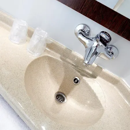 Premiere Classe Dunkerque Saint Pol Sur * Dunkirk